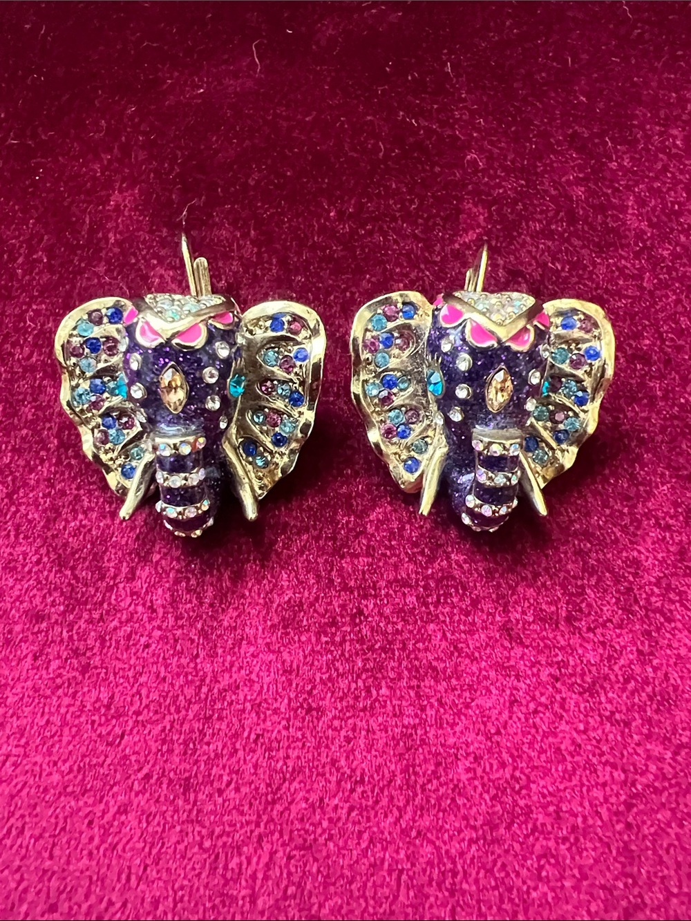Betsey Johnson rhinestone elephant earrings
